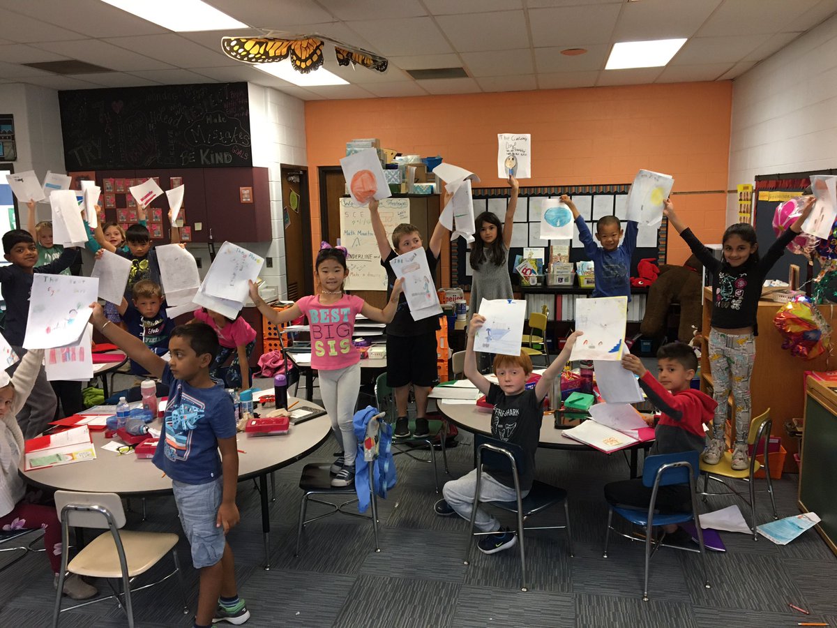 SZemmer2's tweet photo. Writing Celebration!  We have grown so much as authors of personal narratives!  #TroyUnion https://t.co/4Qz1dlPJPs