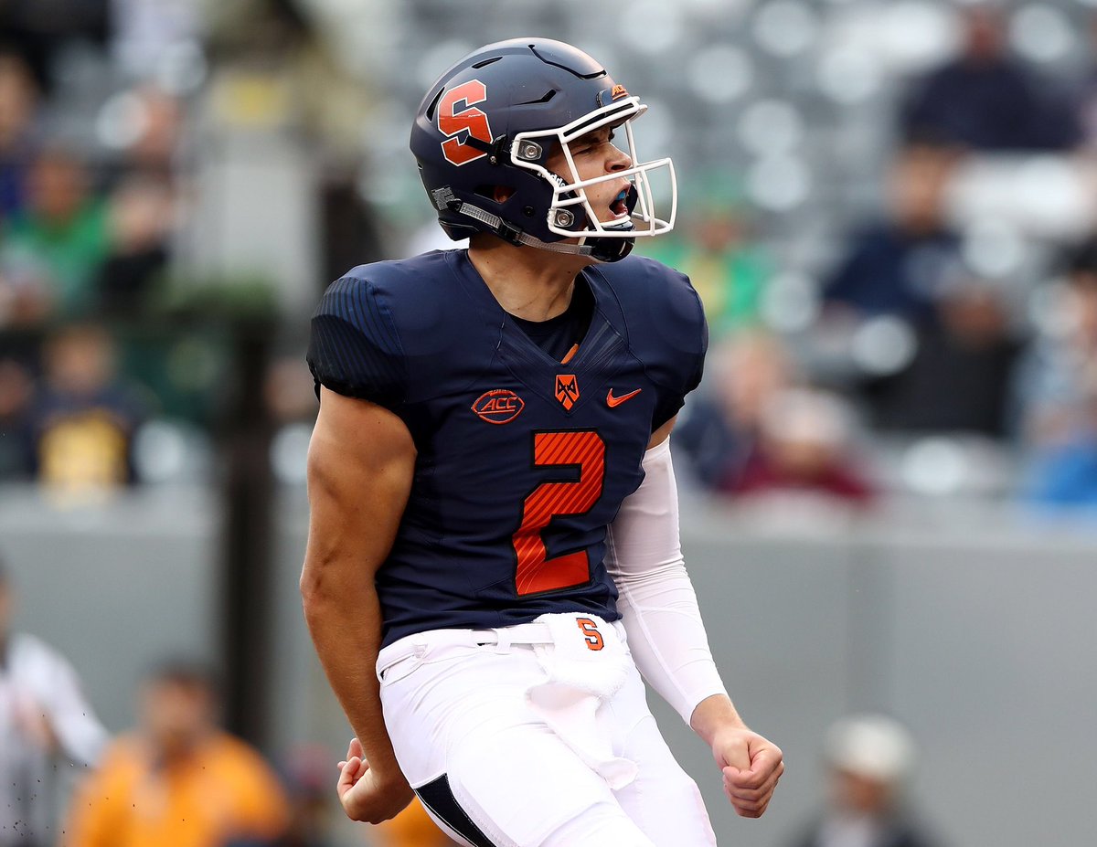 CallDT's tweet photo. YEEEEEEEEEEEEES! @EricDungey has been signed to the practice squad of the @Browns after recently working out for the team.
Let's G🍊🍊🍊🍊🍊!
#Syracuse #DungeytoBrowns #Cuse #CuseFB #CuseFootball #OrangeNation #Browns #ClevelandBrowns #NFL #DungeytoNFL #football #EricDungey https://t.co/8e7lHpfiKZ