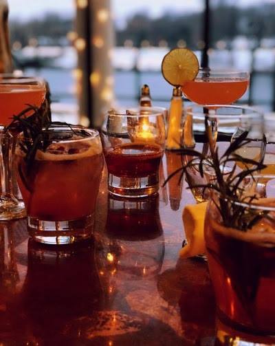 LocalRestWeek's tweet image. Cheers to the weekend! 🥂 Where are you dining out this weekend, WNY?! 🍴 There’s still plenty of time to enjoy #LocalRestaurantWeek! Browse participating restaurants at localrestaurantweek.com &amp;amp; set your reservations through 10/13.

--
📸 @welcome716 The Terrace at Delaware Park