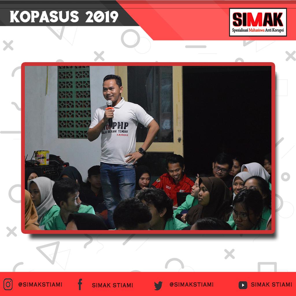 SIMAK_STIAMI's tweet photo. Sukabumi, 5 Oktober 2019
Kegiatan KOPASUS (Komunikasi Pendidikan Khusus) mengenai Malam Spiritual oleh Abang Ariawan, S.AP., M.H selaku Pendiri SIMAK
#KOPASUS2019
#SIMAK2019
#BANGKITLAWANKORUPSI https://t.co/qeEW7kqF1w