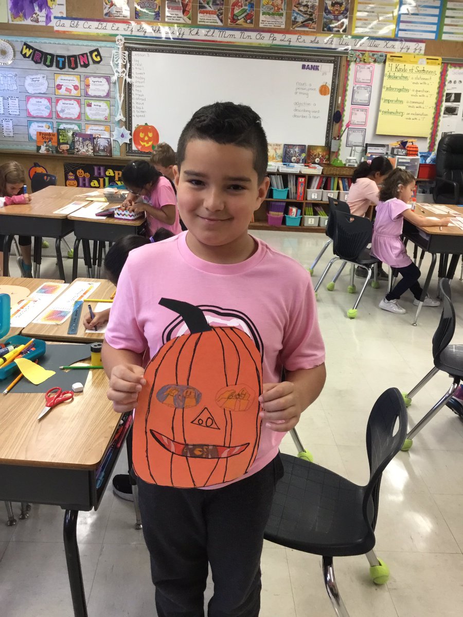 M_Lewert's tweet image. My pumpkins working on their pumpkins to go with their poems! 🎃 #funfriday @joanne_shafer @WdbgSchools