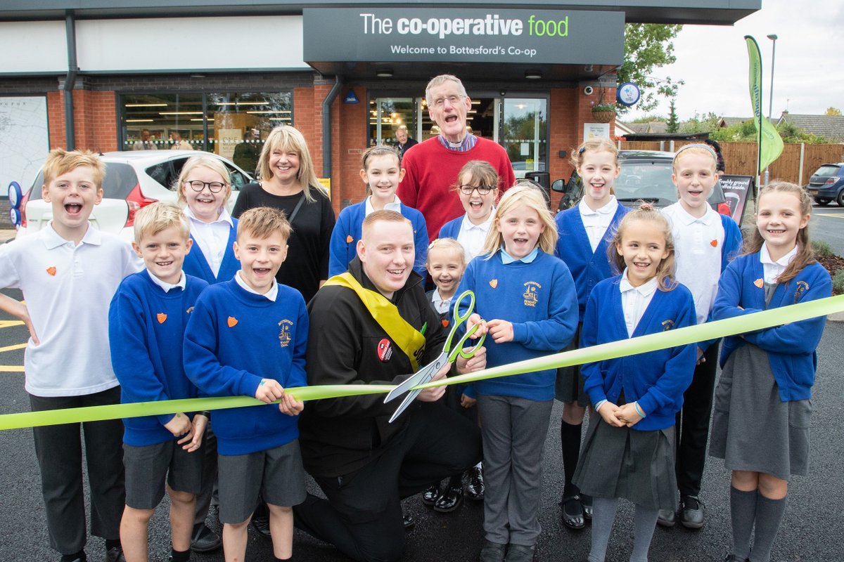 🎉 Our new £1.8 million store in Bottesford is now open 🎉

We invited along Bottesford Primary School, Grantham Food Bank and The Friendly Bench to help cut the ribbon and mark the occasion!

Find out all you need to know about the new store here: 

bit.ly/2B3FmYY
