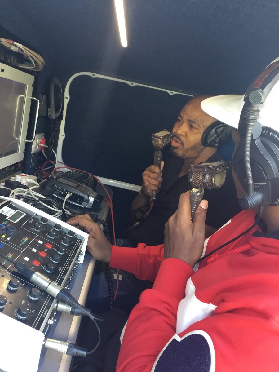 Radio2000_ZA's tweet image. @GlenLewisSA having a chat with Tsholo Morapedi, from Bakwena Events Management. #macufe2019 #Macufe22 #TheGlenzitoSuperDrive