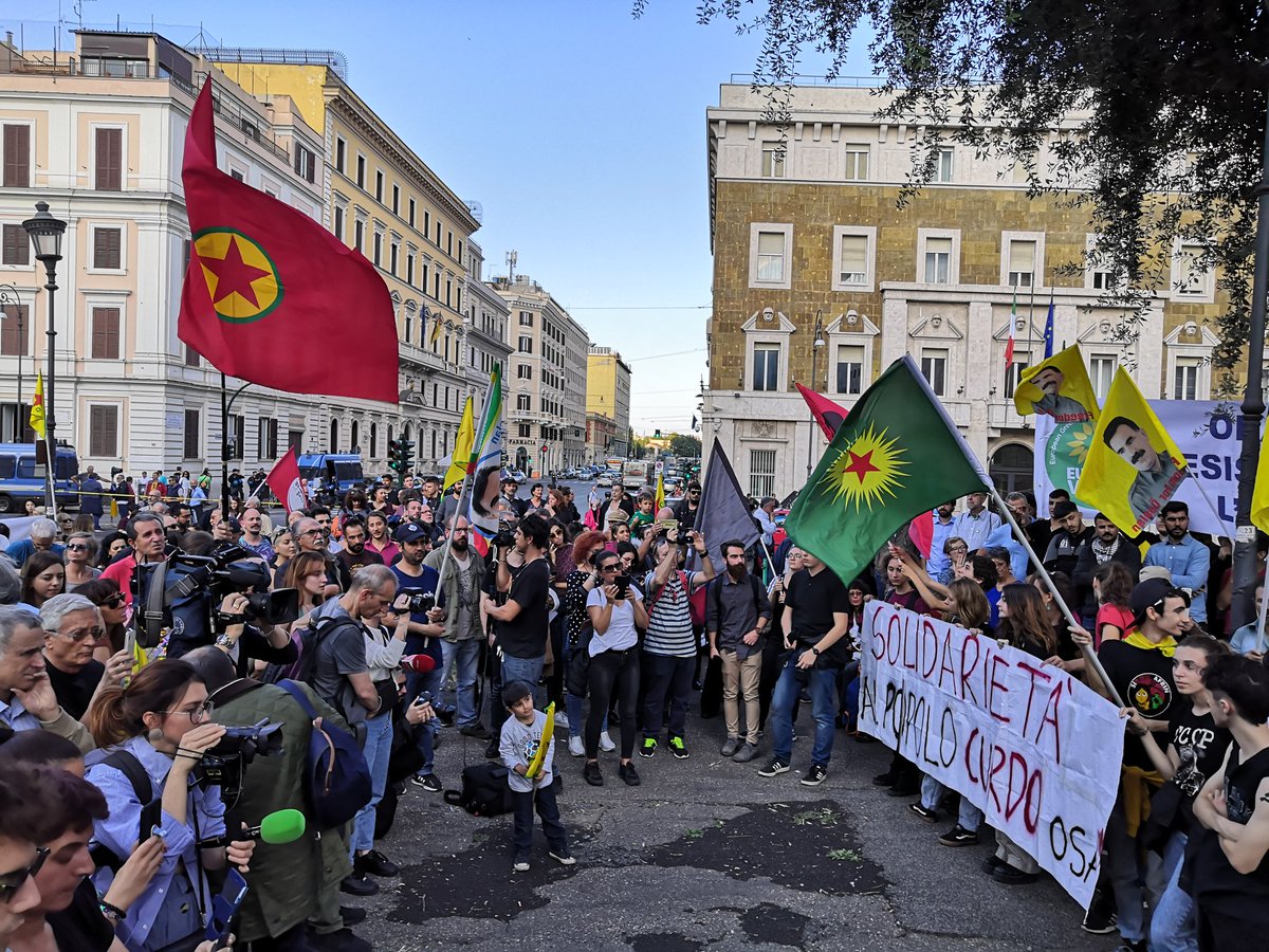 La casa per tutti e tutte è la nostra Rojava, la nostra Rojava è la casa per tutti e tutte