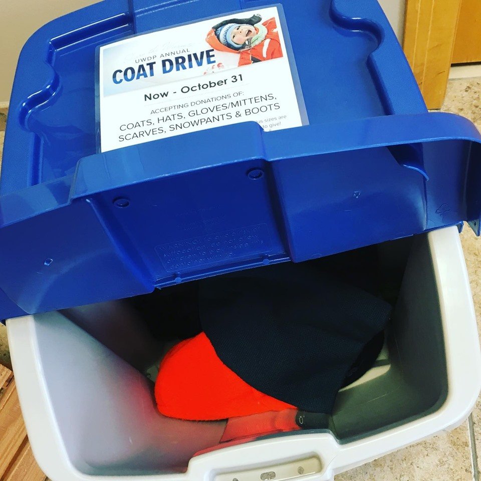 Gardonville's tweet image. Coat drive happening now at our Alexandria and Brandon offices! Accepting winter coats, hats, gloves/mittens, snow pants and boots of all sizes. Donations will be delivered to the United Way of Douglas &amp;amp; Pope Counties Community Coat Room! #giveback #coopsbuildcommunity