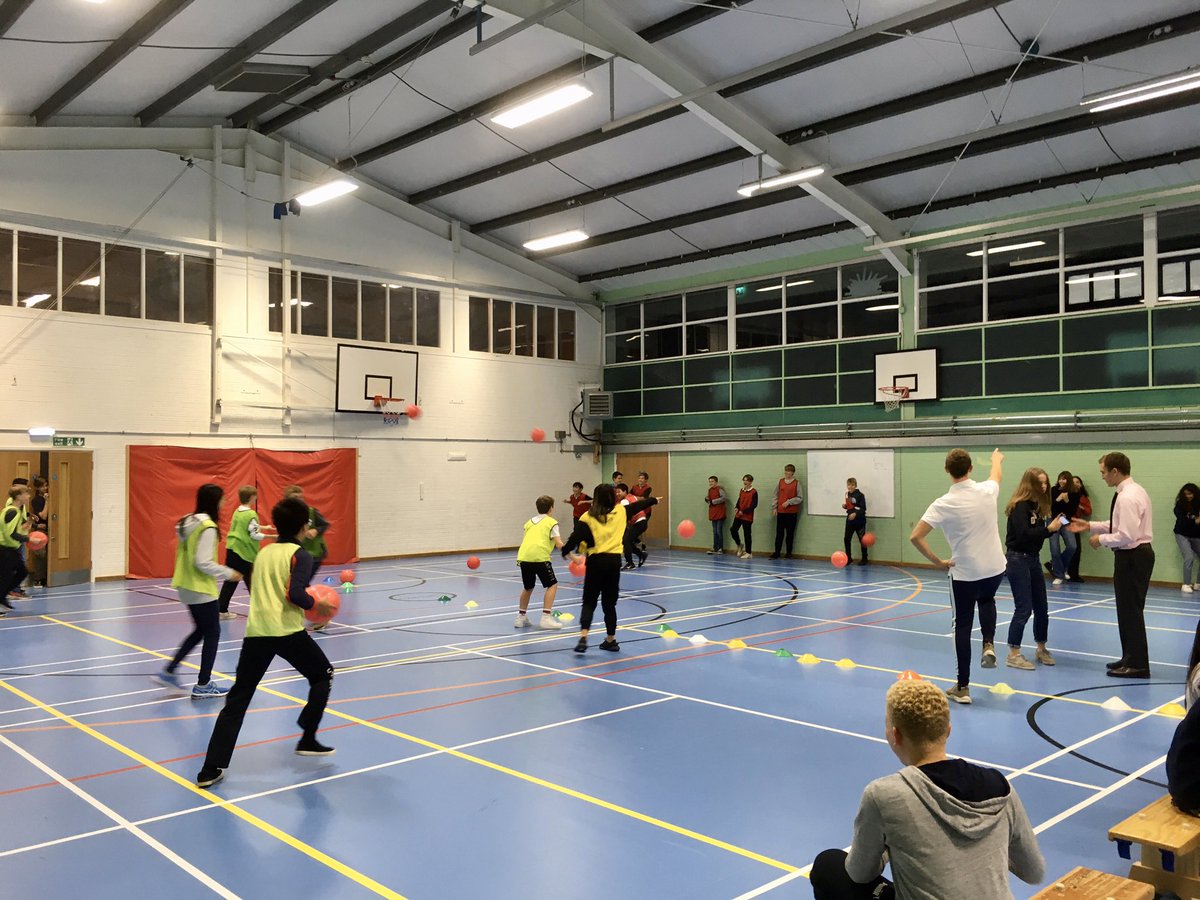 HaywoodsHouse's tweet image. @HaywoodsHouse Form 3 having a great time tonight at the boarders social. A huge thanks to the Decem and staff for organising #boardingcommunity #goodtimes #housespirit