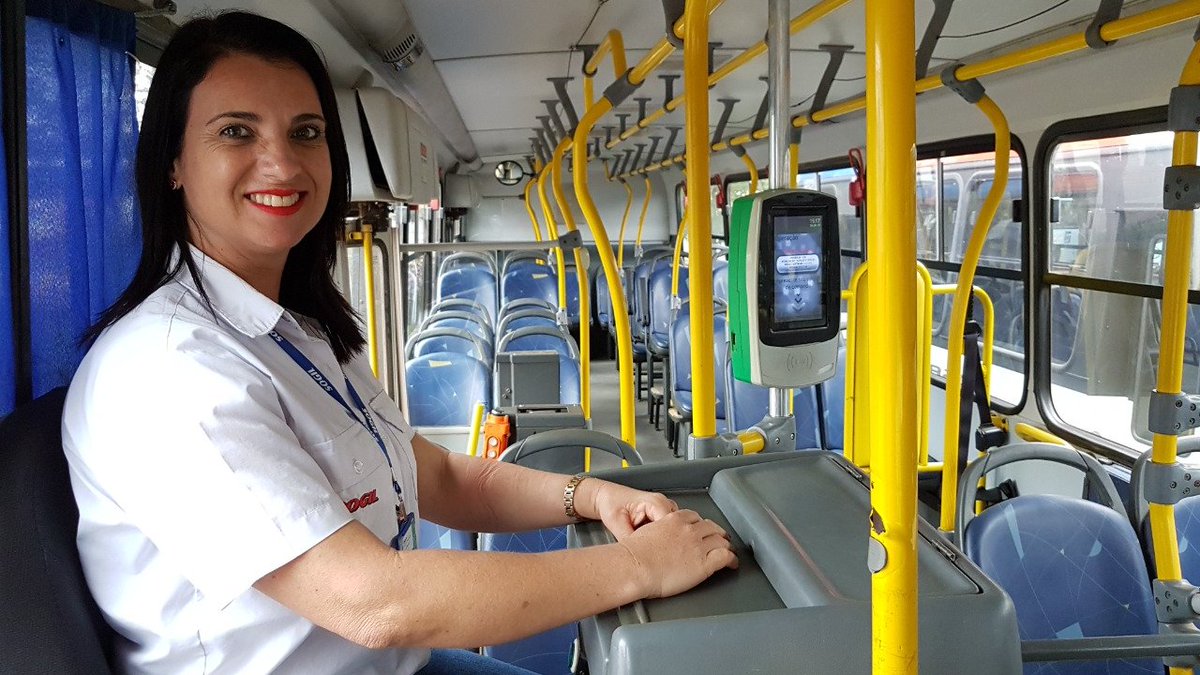 SOGIL_Oficial's tweet photo. #ElogioDeCliente 🌸🚍🥰
A cobradora da #SOGIL, Simone, foi elogiada via #Facebook. Confira: "Nota 10 pelo bom atendimento da cobradora do ônibus 130, linha 107 Morada do Vale P.61 Gravataí Shopping Santa Cecilia. Sempre sorridente." #Parabéns #BomAtendimento https://t.co/ggsr8AcZTQ