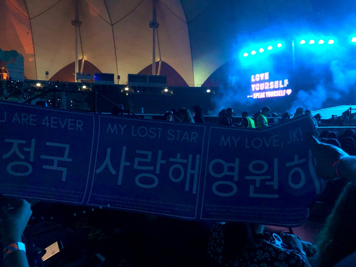 Wwjk19's tweet photo. @BTS_twt #MyLostStarJK 😭😭😭😭😭
YOU MADE ME CRY SO HARD TODAY💜💜💜💜✨✨✨✨💕💕💕💕💕💕 I LOVE YOU!! MY FIRST CONCERT IS PERFECT 😭😭😭 WORTH ALL THE STRUGGLES I WENT THROUGH 😭😭😭😭😭 https://t.co/YMiuQWx962