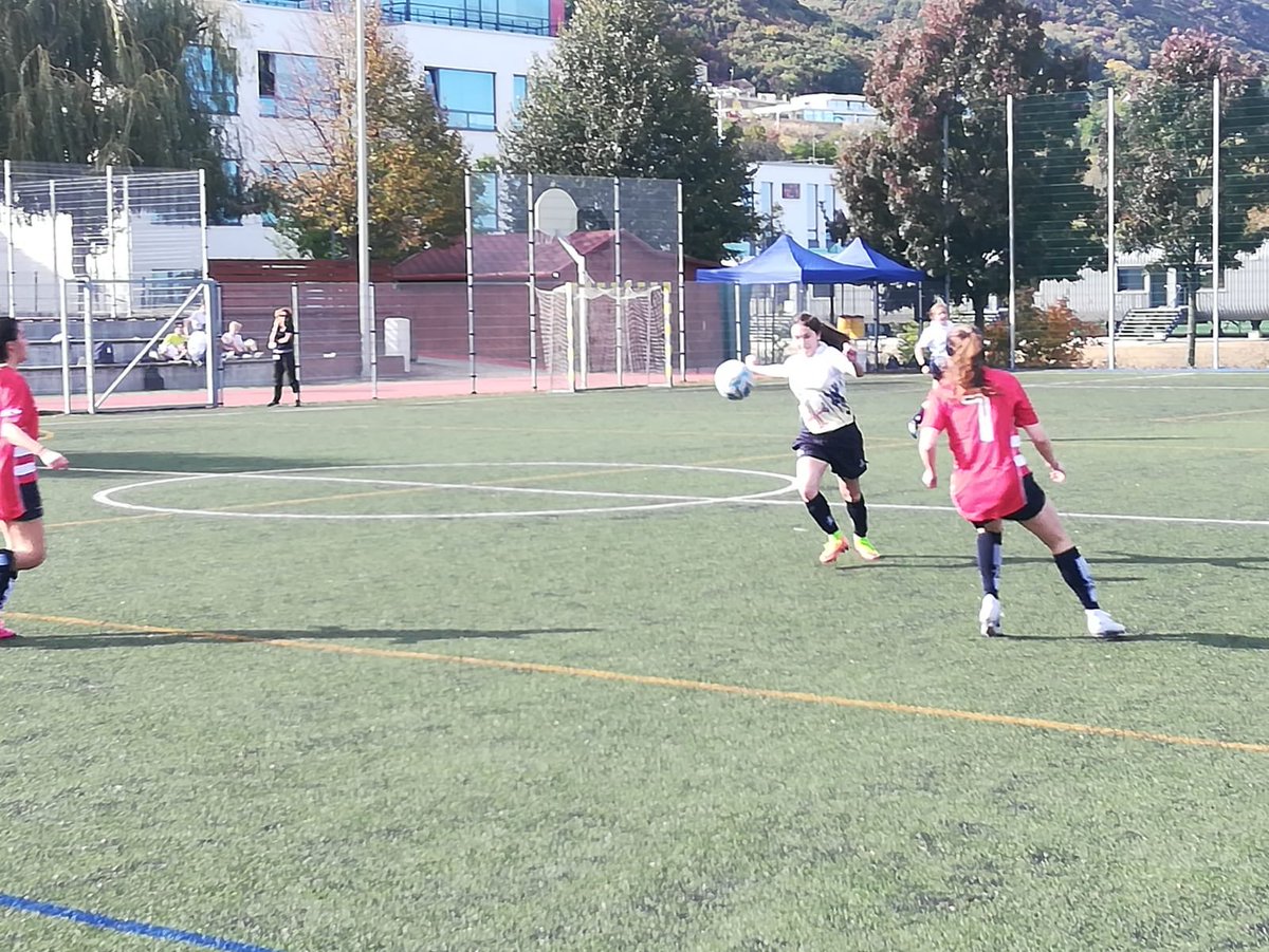 A great day at the U19 football tournament. Well done to our fabulous students @PBISCZ @PBISLibus