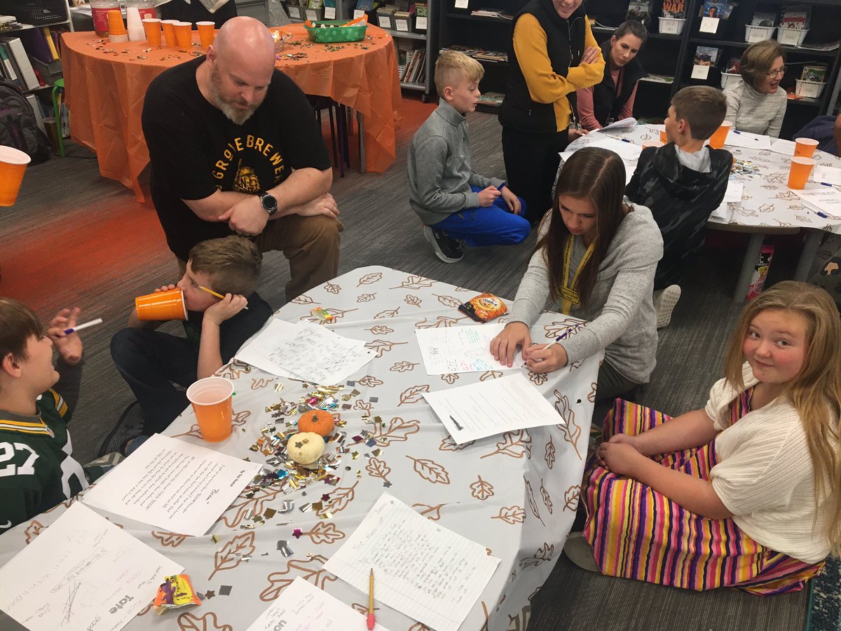 BKappmeyer's tweet photo. What a CELEBRATION of these 5th grade writers!!!! We loved getting the chance to share our growth with our families, coach, teachers, administrators, and school board members!! The growth that was made after this FIRST unit was unbelievable!! #proudteacher @SolonCSD @TCRWP https://t.co/30b2kmK1AJ