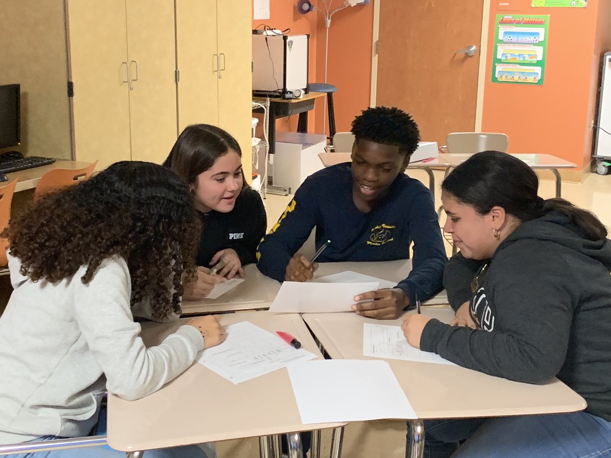 STEMagillPSMS's tweet image. Understanding chemical reactions through finding evidence of chemical reactions. @palmspringsms @PBCSDScience @southPbcsd @pbcsd #ActiveEngagement #EngagingWithContent #ScienceIsFun
