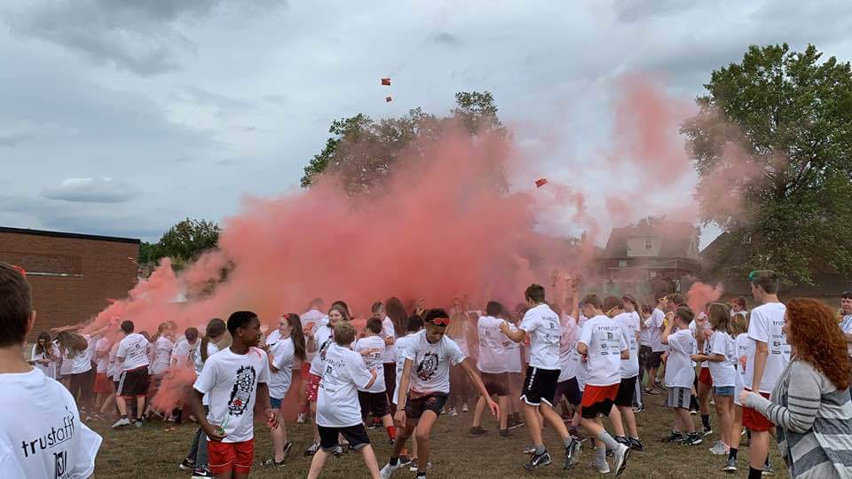 OakHills_HS's tweet image. RT OHLSD "RT jenjshel: Awesome pics from the #colorwalk
BridgetownMS 
OHLSD
#OHbettertogether https://t.co/meR7MzKyI8"