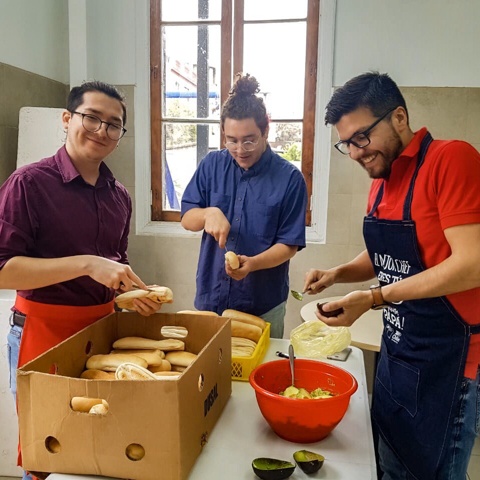 panchosainz_'s tweet photo. Hoy junto a los funcionarios de @segegob nos unimos a la #Completon para apoyar a @Teleton quedaron excelentes y nos fue súper bien. https://t.co/xRTCnllcwK