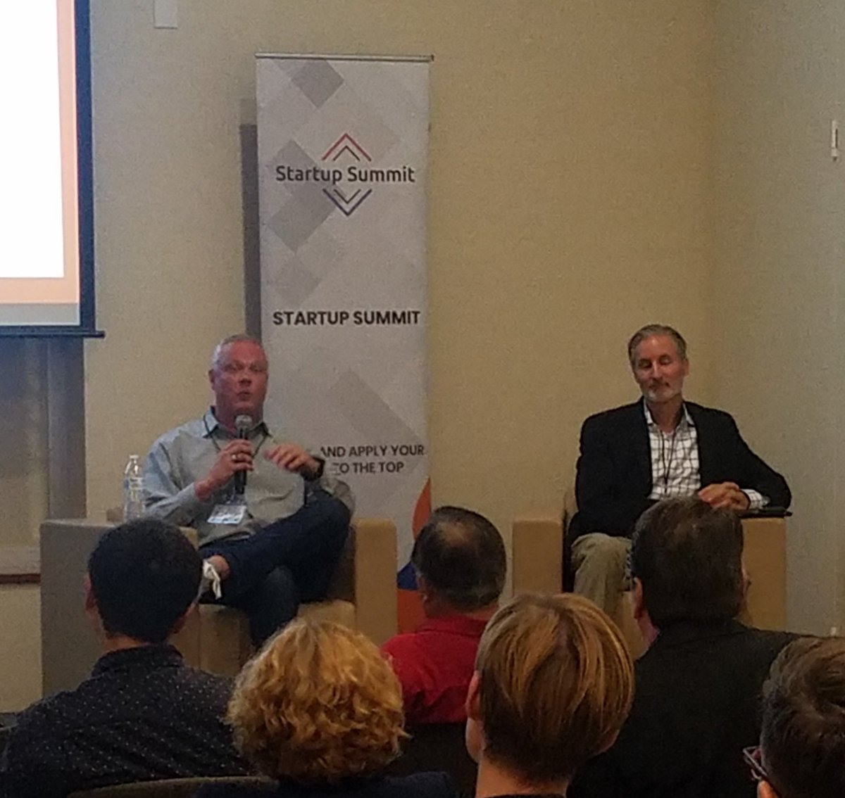 MarketGuru711's tweet photo. I had the privilege to work @StartupSummitNC conference @TheRTP to learn alongside top executives, the smartest innovators, &amp; leading entrepreneurs in the Triangle. Check out the latest article from co-founder Mark on WRAL: https://t.co/JgSvLdpFmj
#RTP #Startups #Networking #ONO https://t.co/kVDDl2EM7C