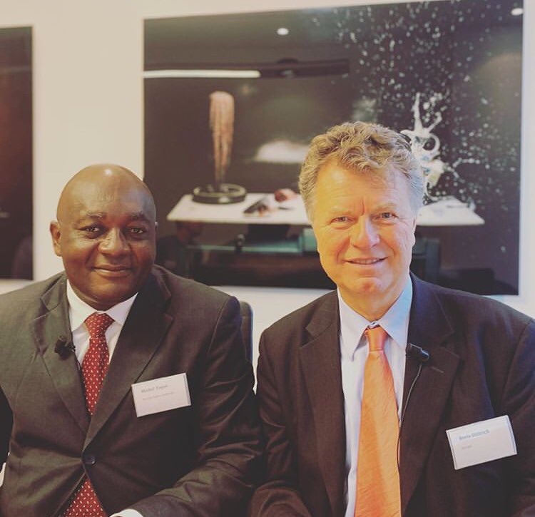#InternationalComingOutDay 🌈 #lawyer Michel Togue and Boris Dittrich are ready to tell you more about defending LGBT+ rights <a href="/DeBrauw/">De Brauw</a>