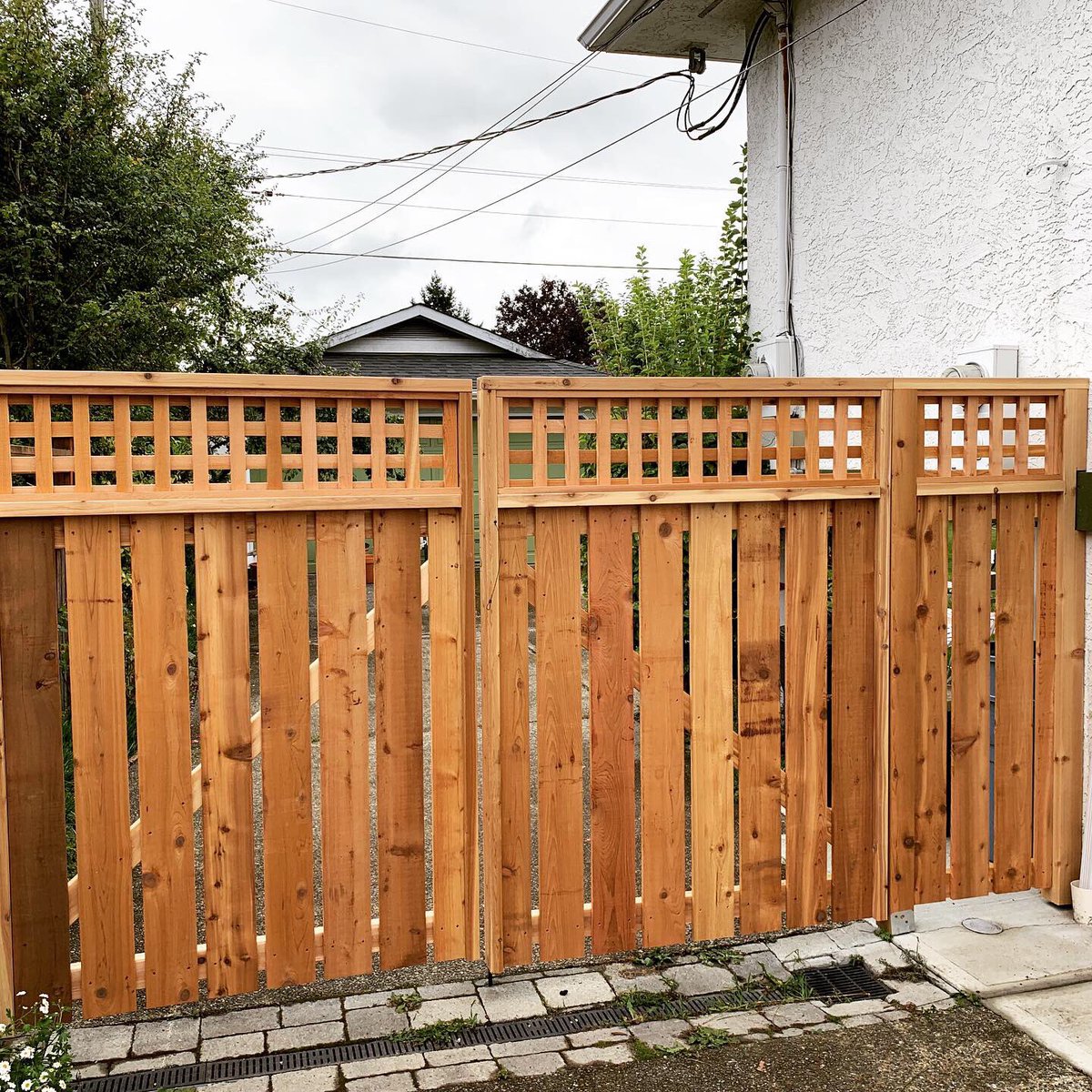 fixitphinney's tweet photo. Lattice completes this new gate build project.
.
.
.
.
#fencefixit #gatefixit #latticefixit #fence #gate #lattice #fixitphinney #fix8marketing #ballard #ballardseattle #ballarddesigns 
#phinneyridge #phinneyridgeseattle 
#phinney #seattle #seattleconstruction 
#seattlecontractor https://t.co/Bj6No6zANF