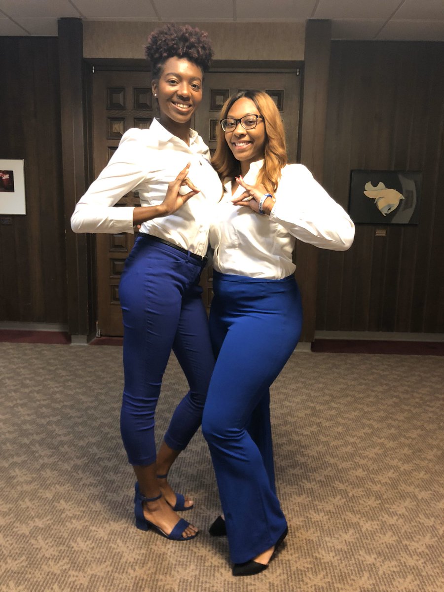 MuDelta1920's tweet photo. We would personally like to thank everyone who attended our Informational Meeting yesterday! ๐ If you have any further questions any on of us will happily assist you โบ๏ธ #FinerFridayZ #TrophyChapter #ZPhiB ๐ #Siu #Zeta https://t.co/7ToCuxu8WV