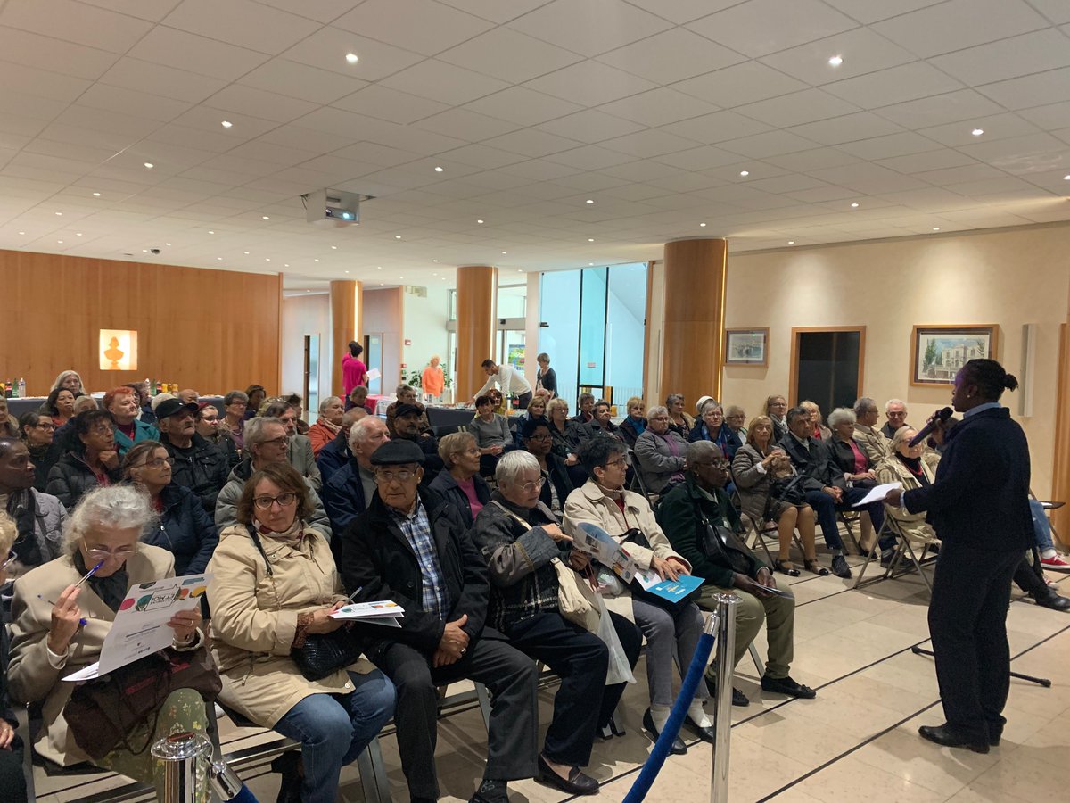 Ville De Villeneuve La Garenne Pa Twitter En Direct Du Pot De Cloture De La Semainebleue En Presence De Mariam Kante La Maire Adjointe En Charge Des Seniors C Est L Occasion De Se Reunir Et De