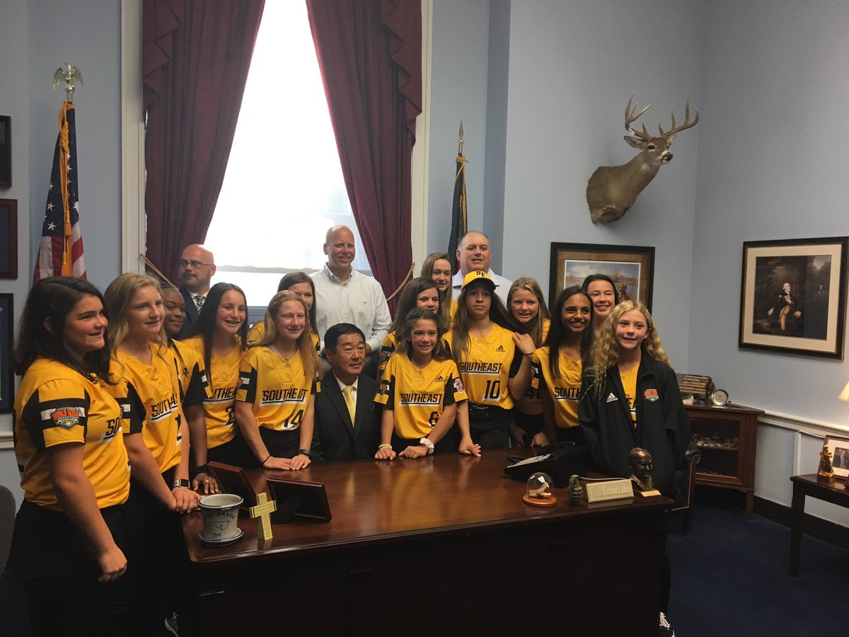 KevinJFrey's tweet photo. The @LLSBWS champs from Rowan County are in DC, starting their day with a visit to the office of @RepRichHudson and the Capitol rotunda. They are scheduled to visit the White House this afternoon.

@SpecNewsCLT @rowancountync @2019_12u https://t.co/tcxIJP3ODE