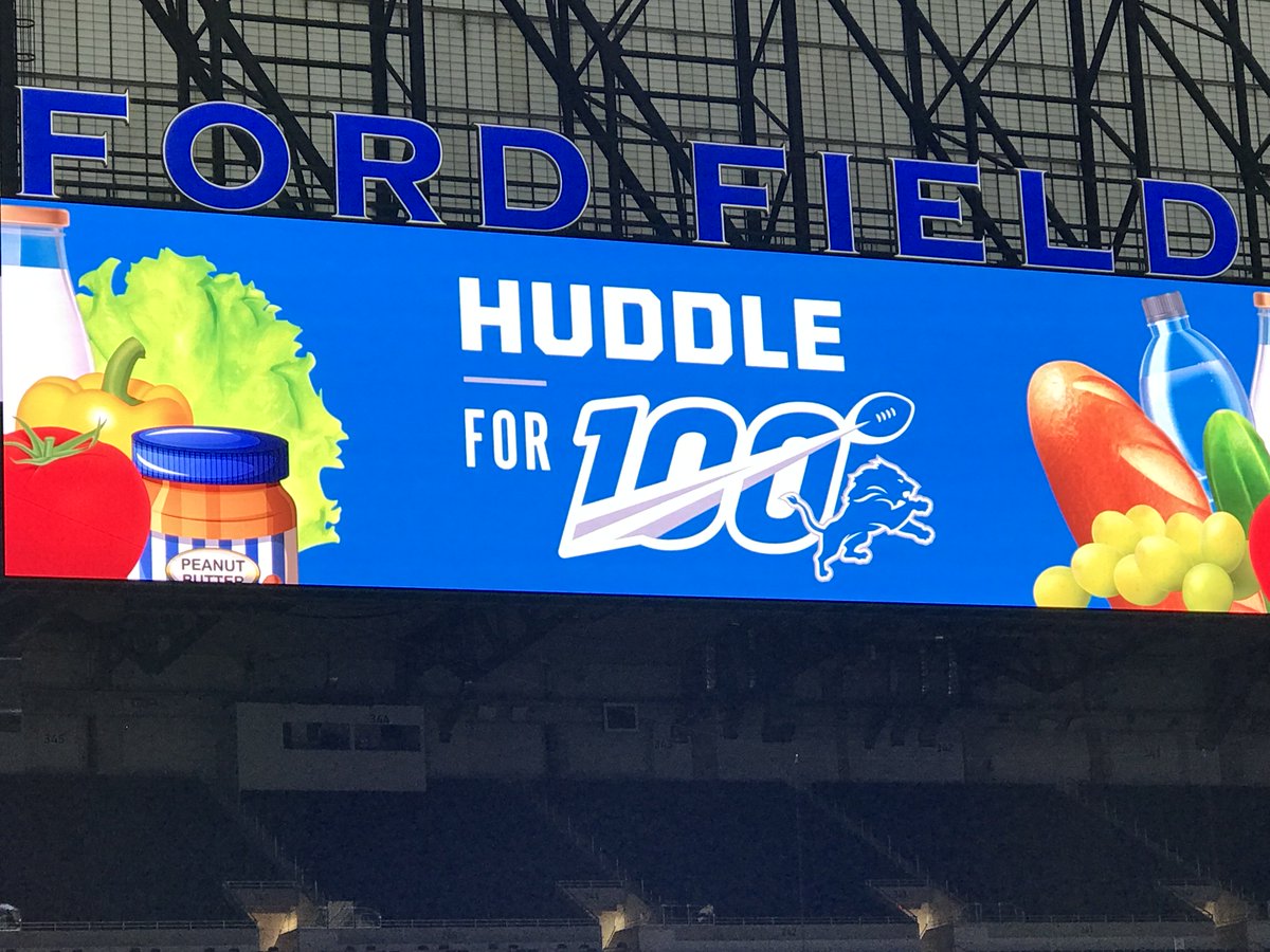 PaslinCompany's tweet photo. Paslin team members Janice Jaskowski and Carol Richards were among the many volunteers filling and stacking boxes of food for Michigan families in need during the Lions Huddle for 100 yesterday! #Lionshuddlefor100 #Kroger #Paslin https://t.co/hxk8p7iSiz