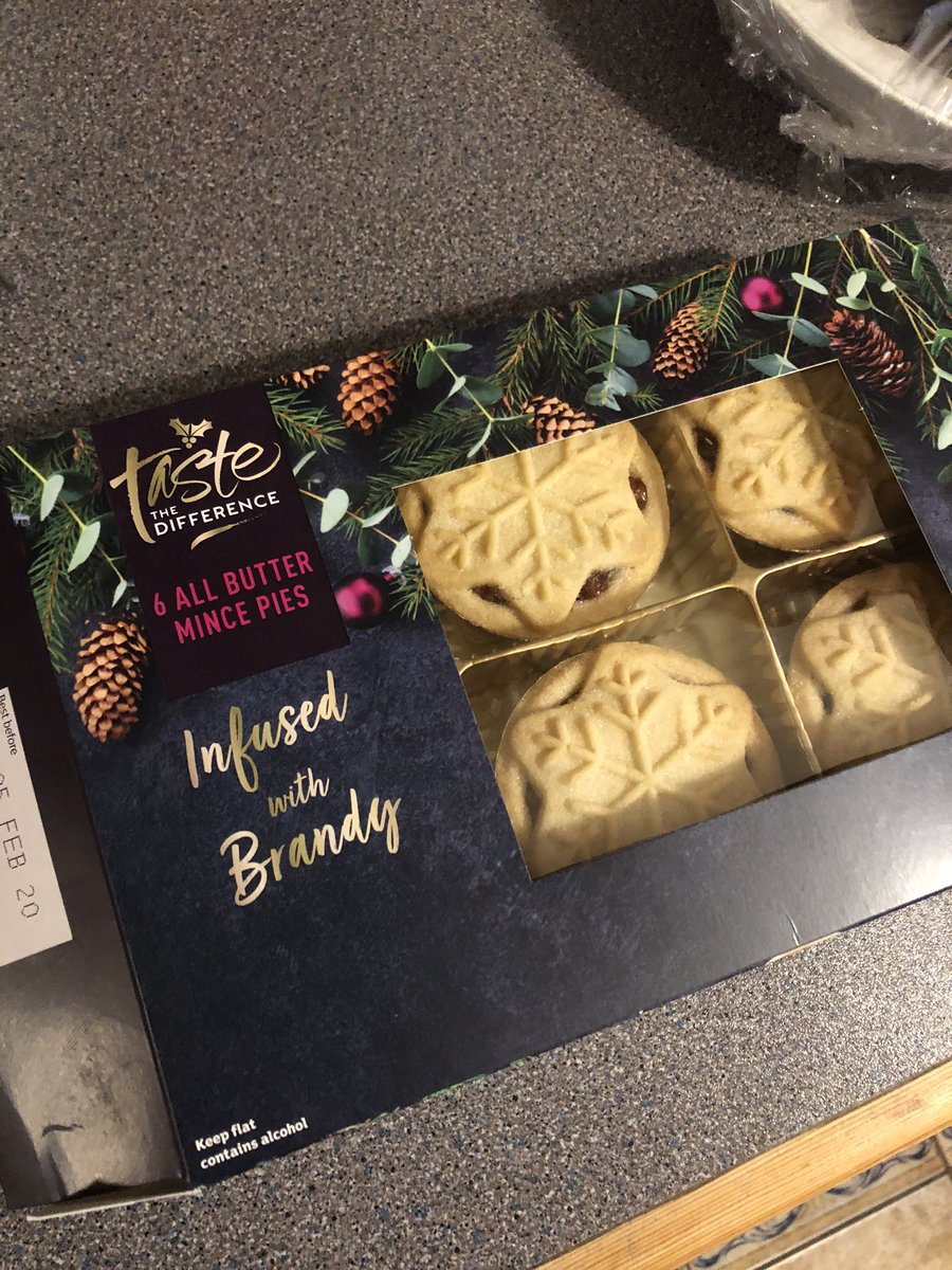 ahvisram's tweet photo. My wife ordered these in this weekโs shopping. I am not entirely sure how I feel about this. ๐
๐#tooearly #notevenhalloween https://t.co/mDrz1qQZk7