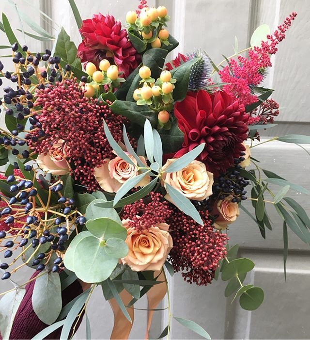 35 likes   
Bridesmaids blooms!🍁🧡#bridesmaids #weddingflorals #weddingday #weddinginspiration #autumn #autumnwedding #bridesbouquet #roses #dahlia #flowers #florist #weddingflorist #yorkshirewedding #berries #bride #flowershop #flowerstagram @theconistonhotel