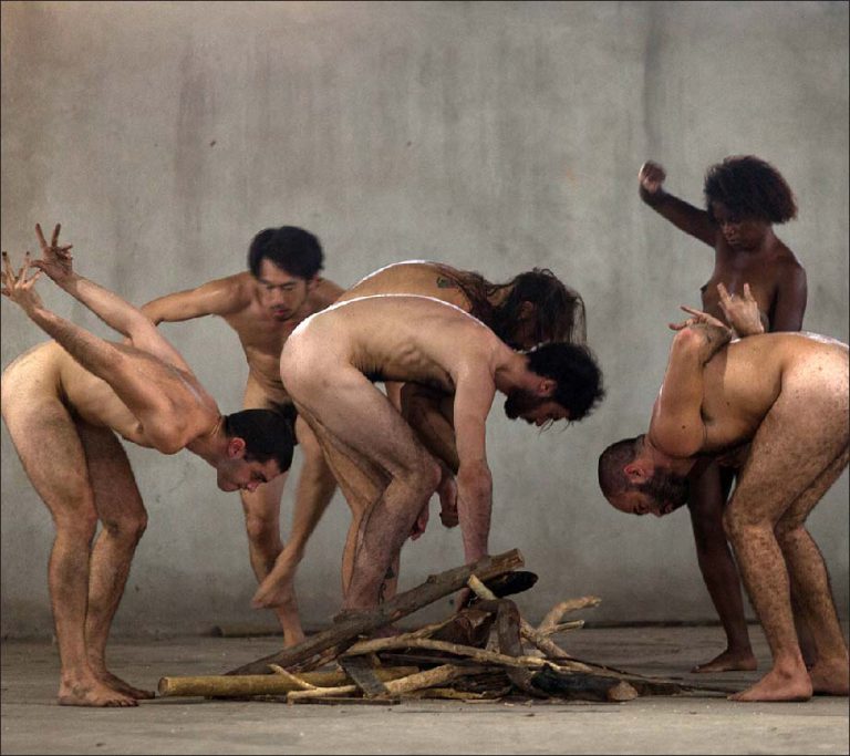 parisART tweet media