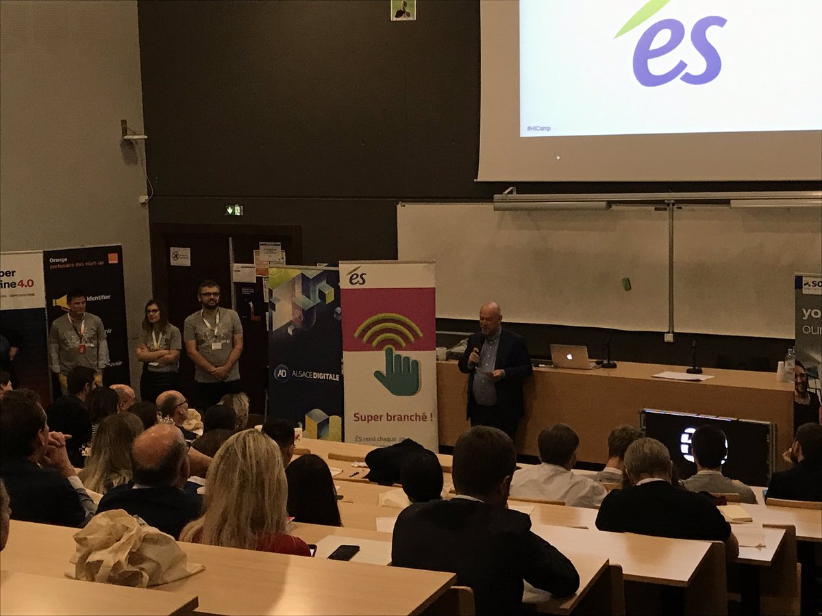 BernardBloch's tweet image. C’est parti pour le #HICamp #Strasbourg organisé par @AlsaceDigitale et @ES_Strasbourg 
Place aux interventions et encouragements en attendant les pitches 
➡️ hackingindustry.camp
