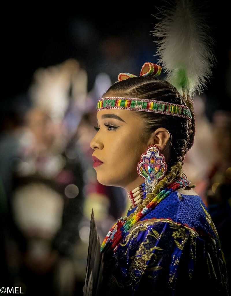 NativeKnot's tweet photo. Not sure what we do here at #NativeKnot, well our goal is to tie Native people and Native Owned businesses together under one website for information, news, events, and so much more! https://t.co/QgH2ytY3xV https://t.co/PPZpV0ULSt