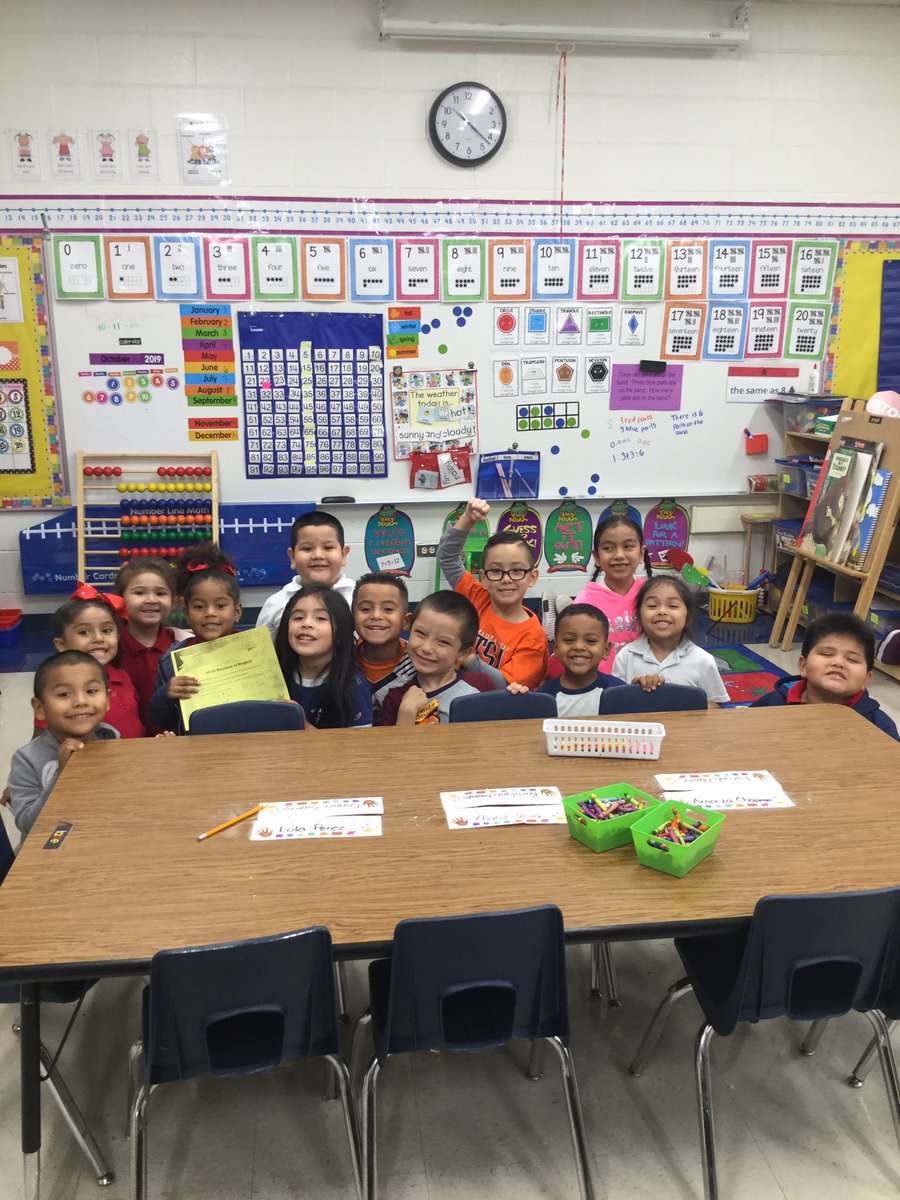 teacherjenrow's tweet photo. My students signed the Declaration of Respect! The promised to not be bullies and to report bullying we they see it! @NISDCable @NISDCounseling @RCarrizales80 #CableLegendary #DeclarationofRespect https://t.co/f5rNO4NIBA