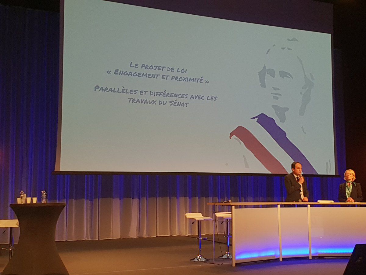 gchevrollier's tweet photo. AG #AMF53 : intervention sur le statut de l'élu loi #EngagementEtProximité : améliorer les conditions d'exercice des mandats locaux, concilier vie professionnelle et vie personnelle, protection des élus et faciliter l' engagement sont au coeur des propositions du @Senat https://t.co/FfVBGLKPsi