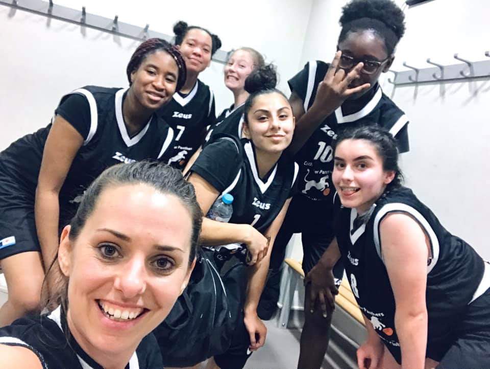 So the Colchester Panther girls had their first ever league game against Cambridge Cats who are a very strong team, and even though we lost, they done amazing. Well Done girls. 😊
#colchesterpanthers #girlsbasketball #womansbasketball #team #Colchester #basketball #essex