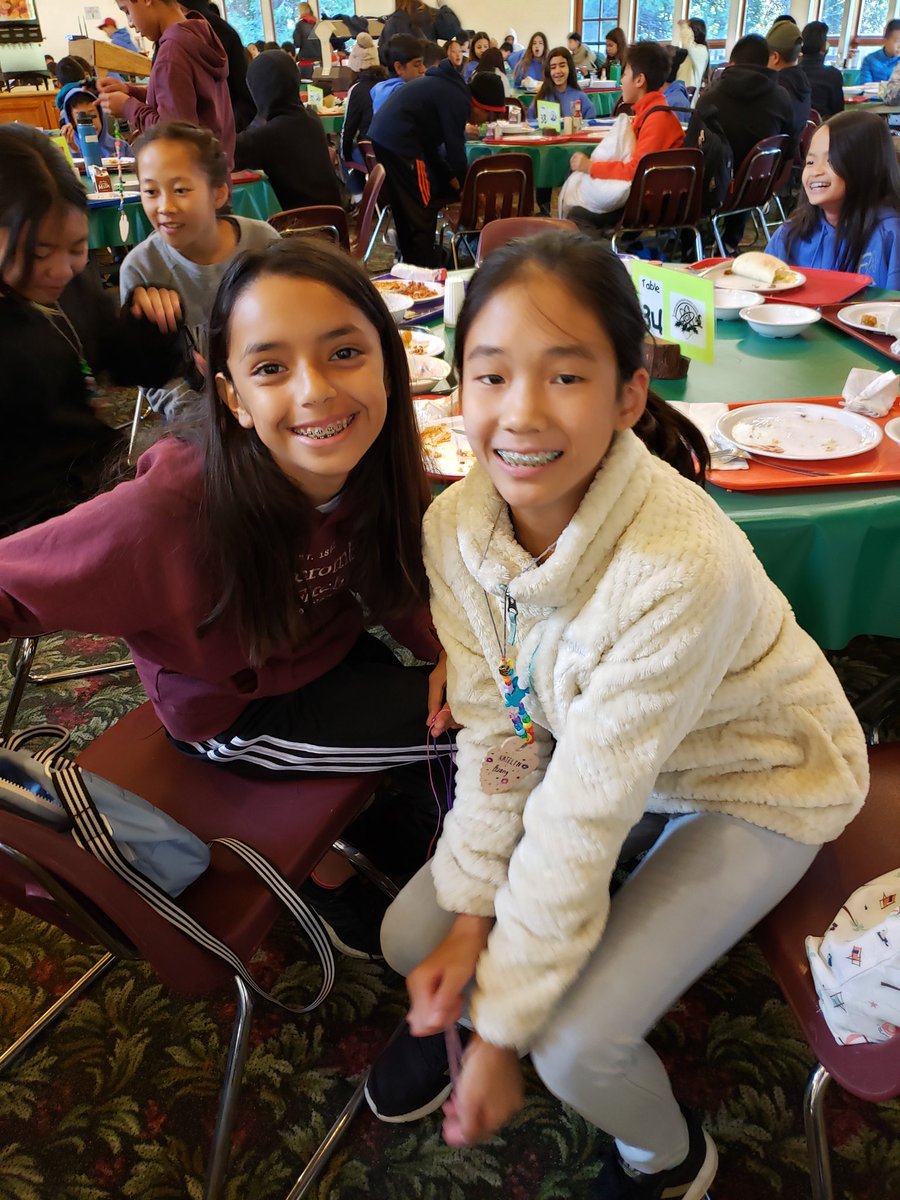 MsMimura's tweet photo. All buses are here, finishing up breakfast and getting ready to come home! @FirstAveMS @FirstAvePTSA @ArcadiaUnified #FAOSS 🌲🏕 Ss are sad to leave 😭 @sissafa786786 https://t.co/XEJnzy6Dh0