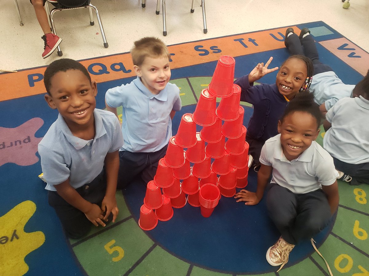 Tallest cup tower <a href="/EaglesGrant/">Ella Grant Eagles</a> @GrantPrincipal