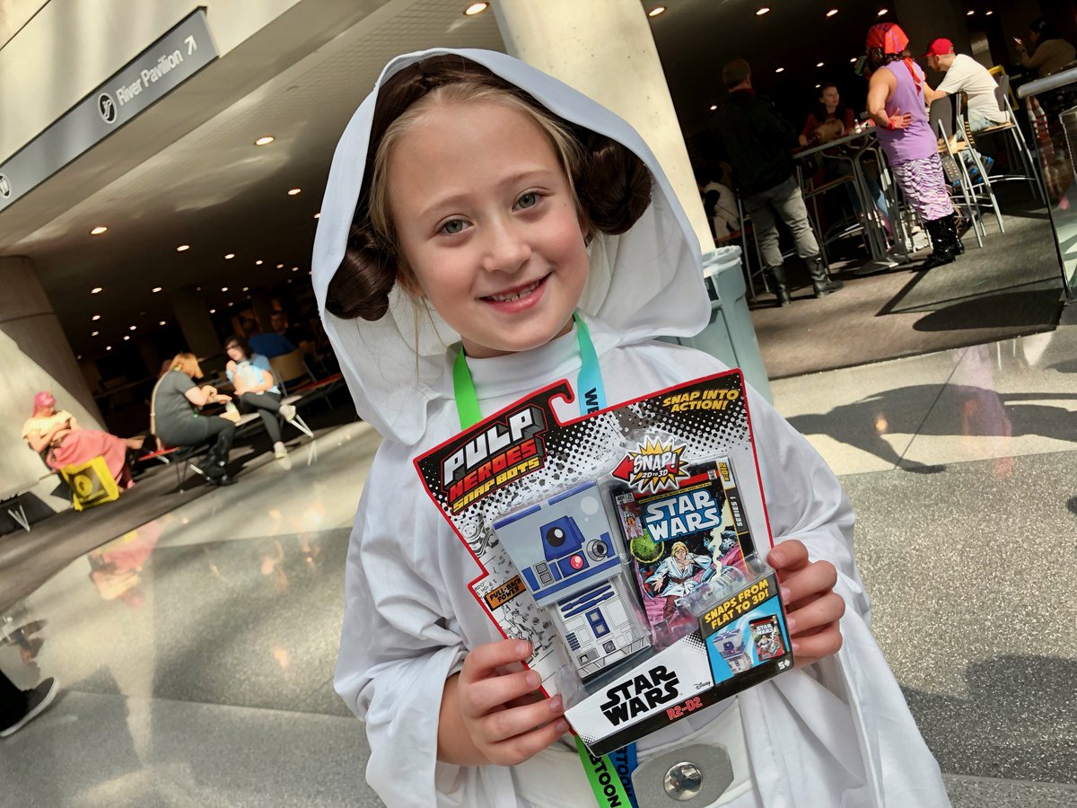 FarOutToysInc's tweet image. Friends Reunited! #StarWars #PulpHeroes #NYCC2019 bit.ly/pulpheroes-sta…