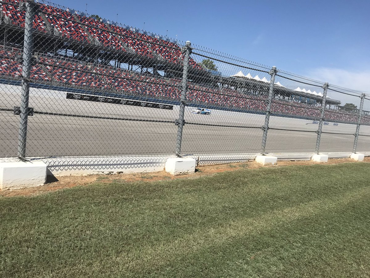 NieceMotorsport's tweet image. . @RossChastain making another single @NASCAR_Trucks run at @TalladegaSuperS in his No. 45 @CarShieldUSA @TeamChevy

 #CarShield #CarShieldAutoProtection #ExtendedAutoProtection #AutoWarranty #NASCARPlayoffs #MelonManChallenge #NoWatermelonIsSafe