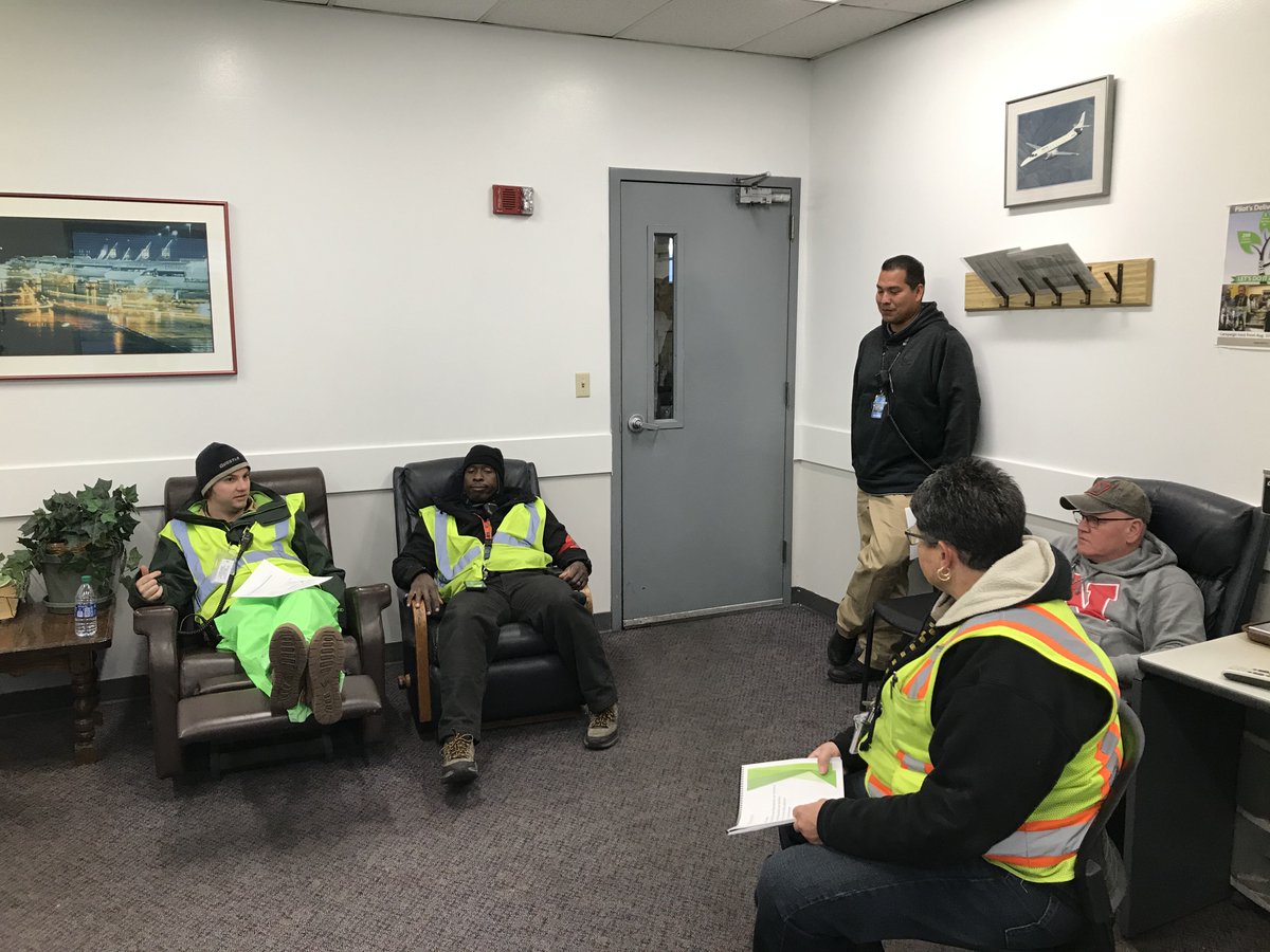 A Langford (@alangford17) on Twitter photo Manager Rachelle Anderson of the SLC Gateway introducing the 11 Step Process to her PT Supervisors on the AM shift. #TogetherWeKeepItSafe <a href="/waringlester/">Waring Lester</a> <a href="/luke_brwnldr/">Luke Mathews</a> <a href="/MPZakely/">Mike Zakely</a> <a href="/RubenSafetyDM/">Ruben Rodriguez Jr</a> <a href="/SHELBYDOO7/">RACHELLE ANDERSON</a> @DesertMTUPSers Manager Rachelle Anderson of the SLC Gateway introducing the 11 Step Process to her PT Supervisors on the AM shift. #TogetherWeKeepItSafe <a href="/waringlester/">Waring Lester</a> <a href="/luke_brwnldr/">Luke Mathews</a> <a href="/MPZakely/">Mike Zakely</a> <a href="/RubenSafetyDM/">Ruben Rodriguez Jr</a> <a href="/SHELBYDOO7/">RACHELLE ANDERSON</a> @DesertMTUPSers