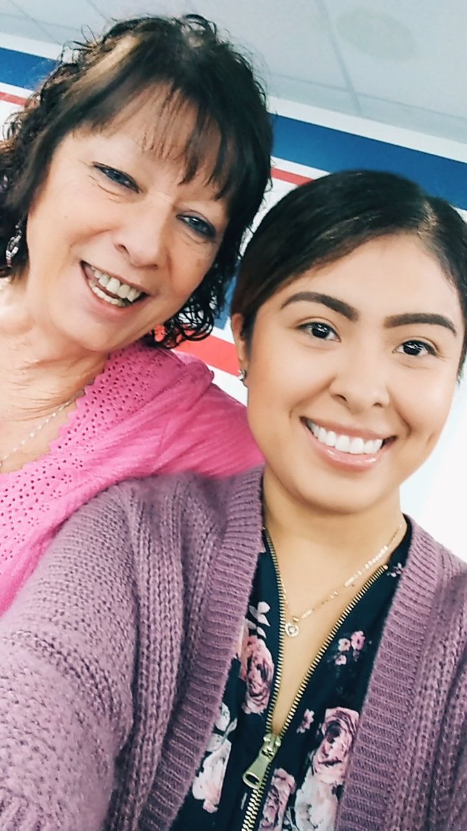 Supporting the #Fighters, Admiring the #Survivors, Honoring the #Taken, and never giving up #Hope!!  👠🌸🌷🌺🏩 #BreastCancerAwarenessMonth  #TitleMax #Oakwood #GA <a href="/TitleMax/">TitleMax</a> @TMXCareers <a href="/tmx/">tmx</a>