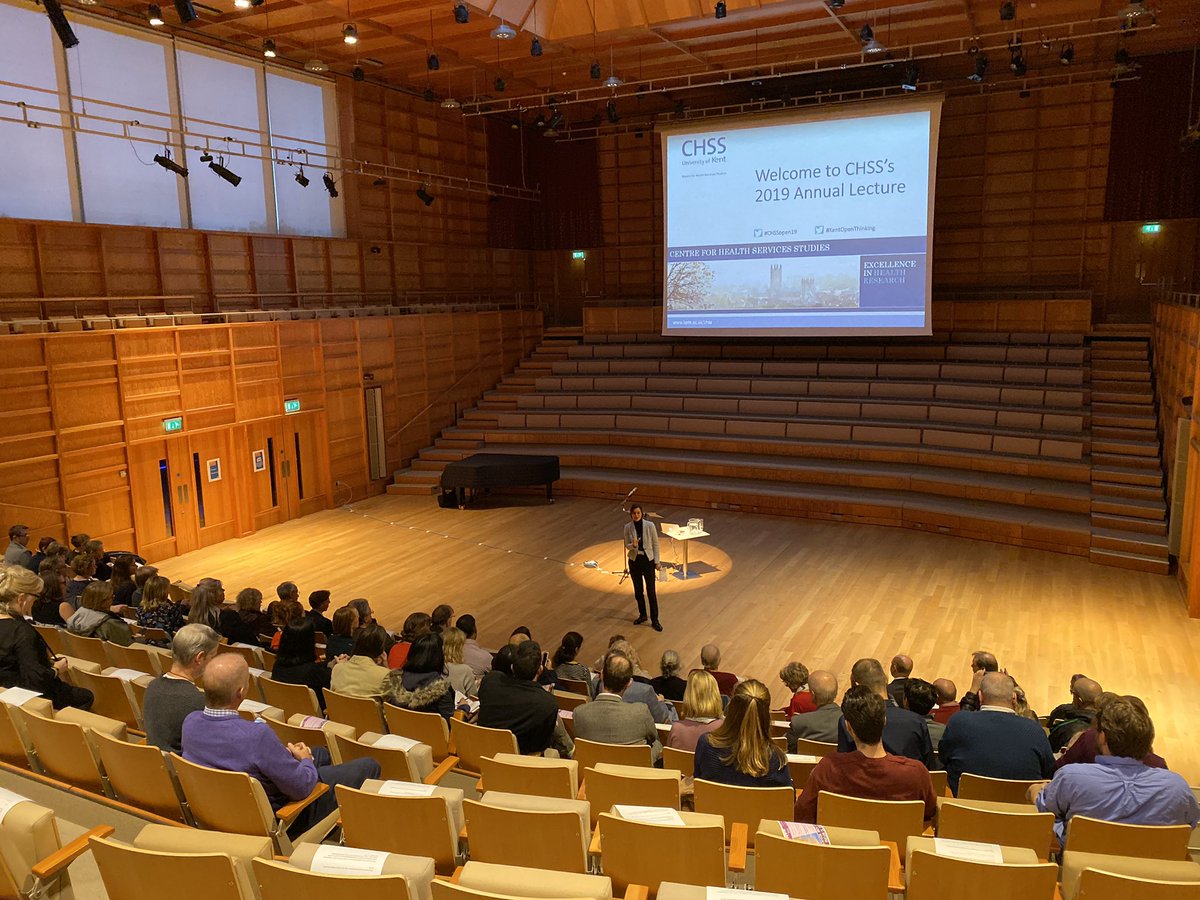 CHSS_Kent's tweet photo. @UniKent VC Karen Cox introduces tonight’s annual lecture! Follow the hashtags #CHSSopen19 and #KentOpenThinking if you’d like to see highlights from the evening as we progress. https://t.co/ypgZmUfFYR