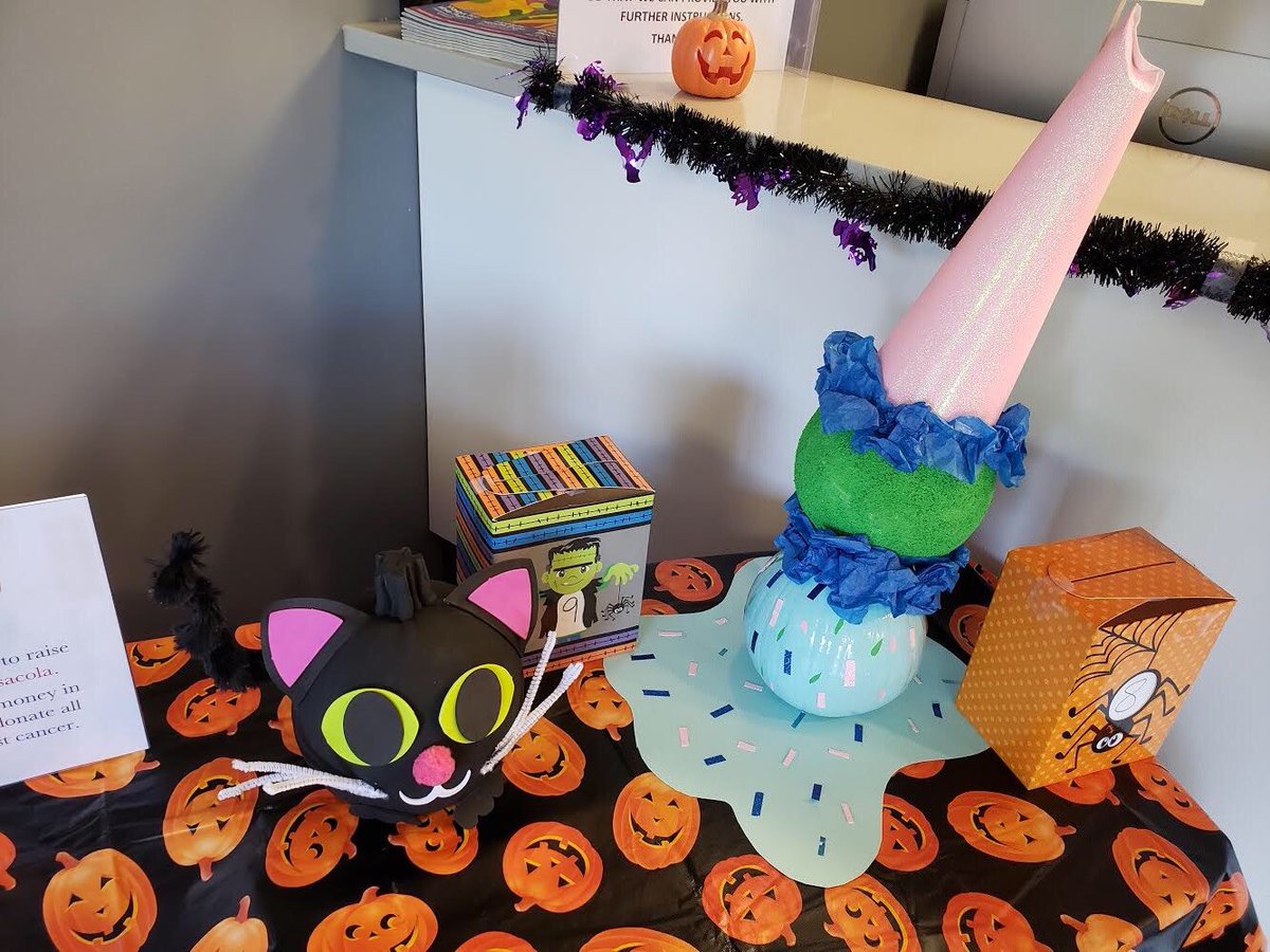 HealthSource_FL's tweet image. Our clinics are hosting our Annual Spooktacular Pumpkin Contest to raise funds for our Making Strides Against Breast Cancer fundraiser! Next time you’re in the clinic, make sure to vote for your favorite pumpkins! Any donations, large or small, are welcome! #AmericanCancerSociety