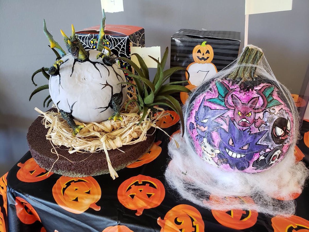 HealthSource_FL's tweet image. Our clinics are hosting our Annual Spooktacular Pumpkin Contest to raise funds for our Making Strides Against Breast Cancer fundraiser! Next time you’re in the clinic, make sure to vote for your favorite pumpkins! Any donations, large or small, are welcome! #AmericanCancerSociety