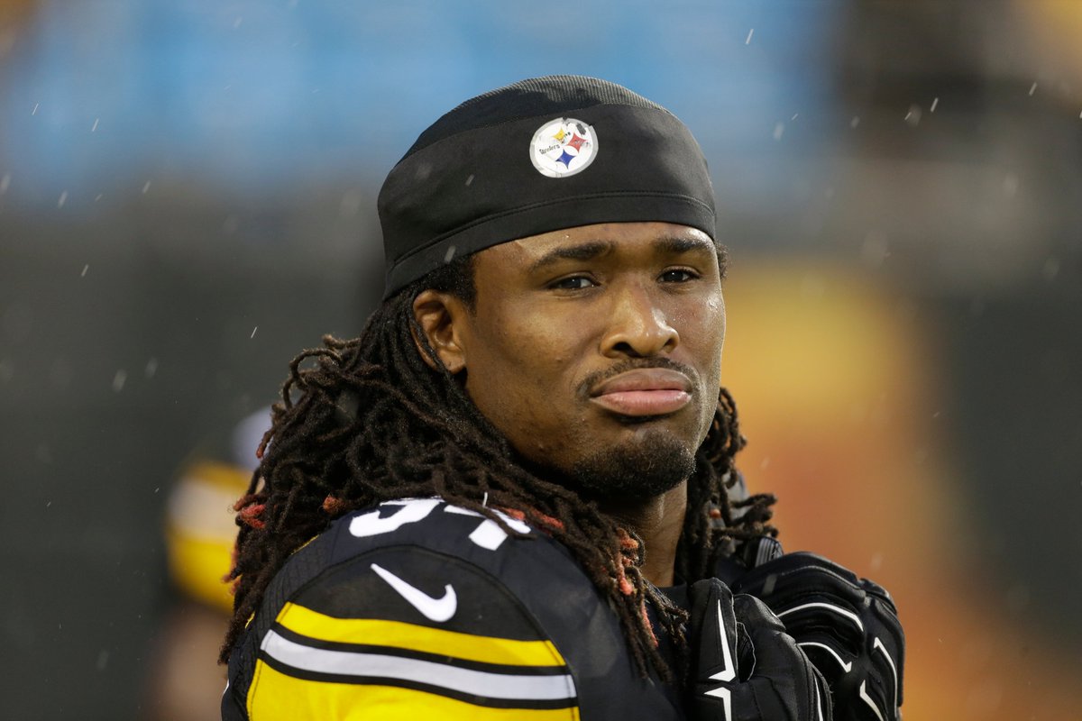 Ex-NFL star DeAngelo Williams has paid for 500+ mammograms through his foundation to honor his mother, Sandra, who died from breast cancer.