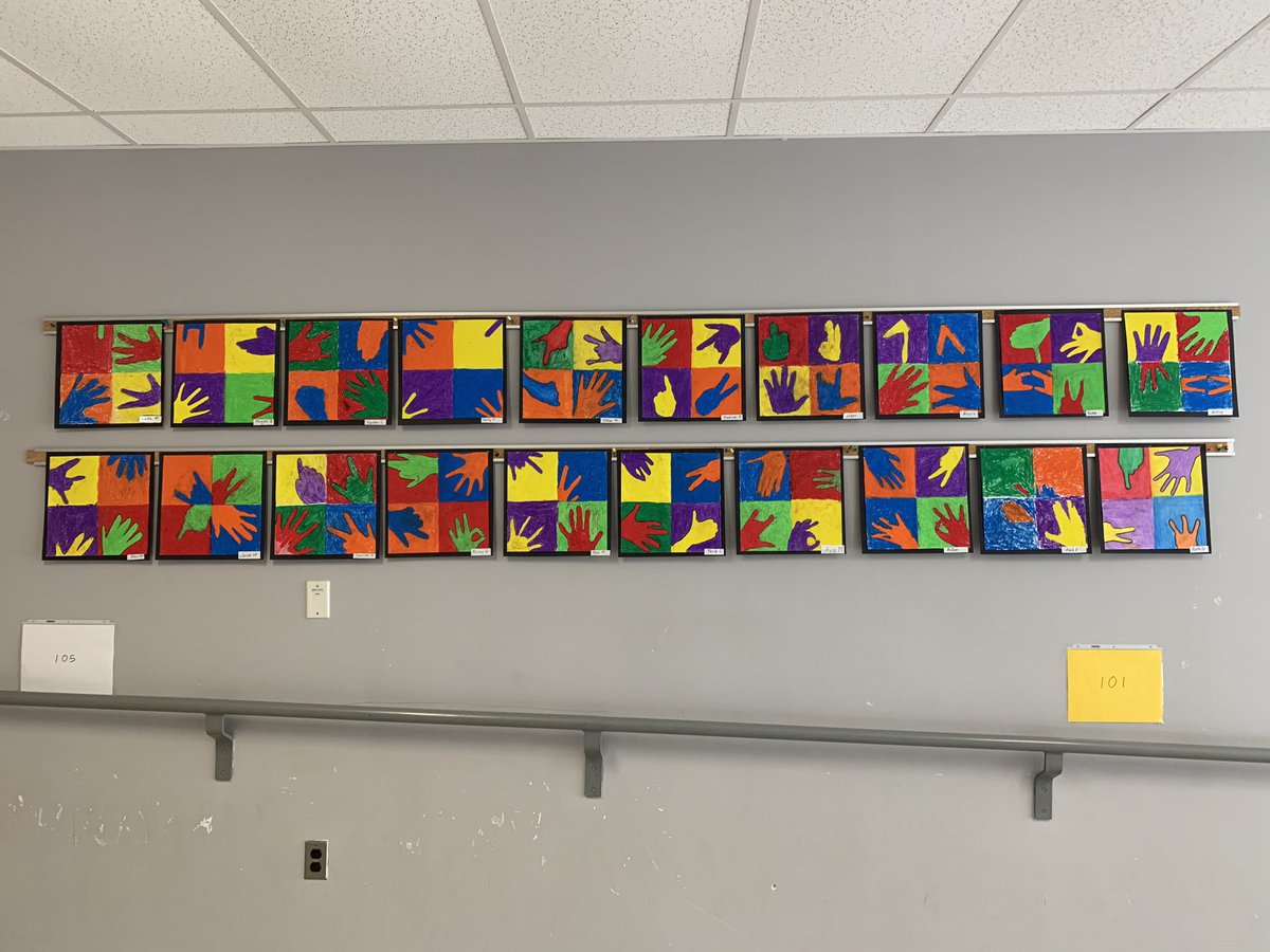 g_rodenburg's tweet image. Our Hand Art is looking fabulous in the hallway! #complementarycolours