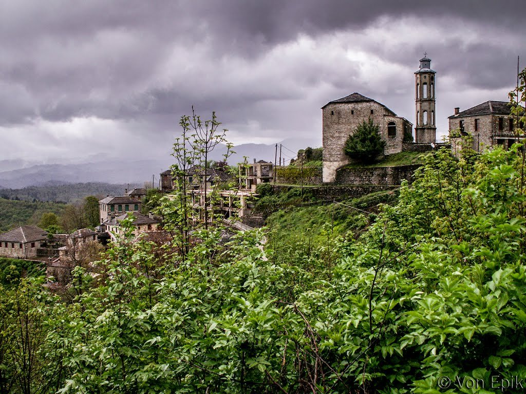 CaVassilios's tweet photo. GREECE-EPIRUS-IOANNINA-ZAGORI-Dikorfo
Dikorfo is a small village in the Epirus region,one of the 43 traditional villages in the Pindos Mountains.
#Greece #nature #mountains #rtw
https://t.co/A6WvJEPC2S
https://t.co/Pr6bZmp2Rr
📷Theo Basgiourakis -Von epic
 https://t.co/FASagf1BrC https://t.co/vnKkZ8RnlS