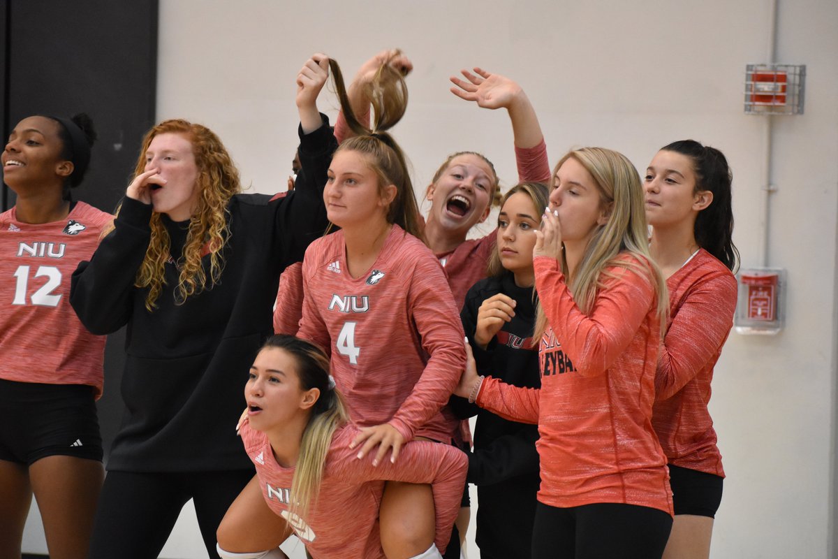 NIU Volleyball tweet media