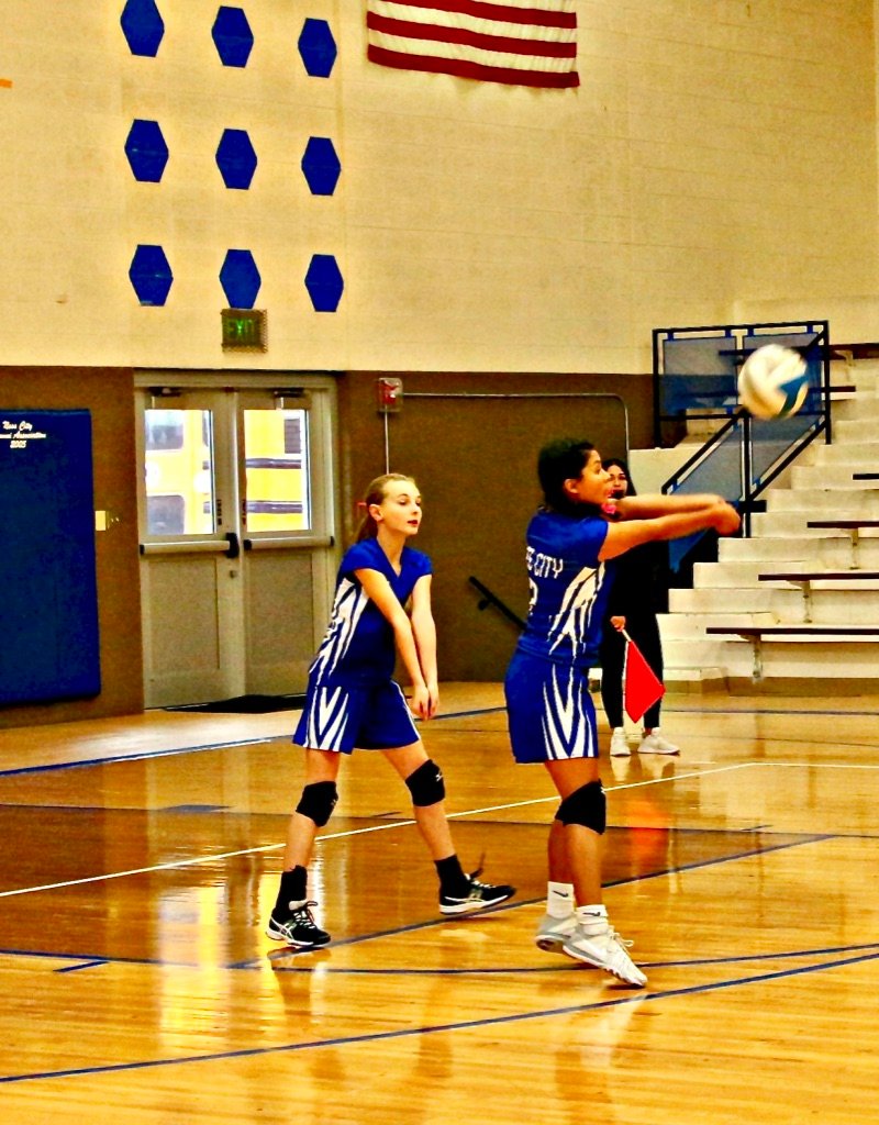 NCHSYearbook2's tweet photo. Scenes from Junior High...
@NessCityEagles https://t.co/AKzv7ioCfX