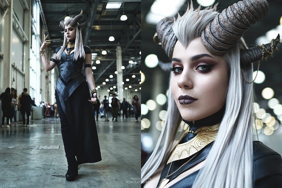 Brasilianerin Taetowierte Cosplay Onanieren