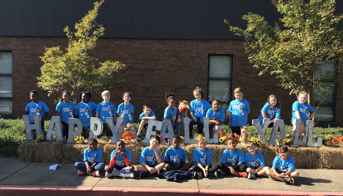 EmanuelTorralba's tweet photo. #FunRunDay @bakerelembears!!!
@Boosterthon https://t.co/cAQgEPGVKE