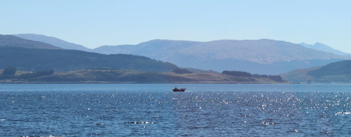 monika_mulder's tweet photo. @ImpactImagz The waters of... I do not know the names, sorry, under a shiny sky of Highlands π #ShineHour https://t.co/IIeAJA1U8r