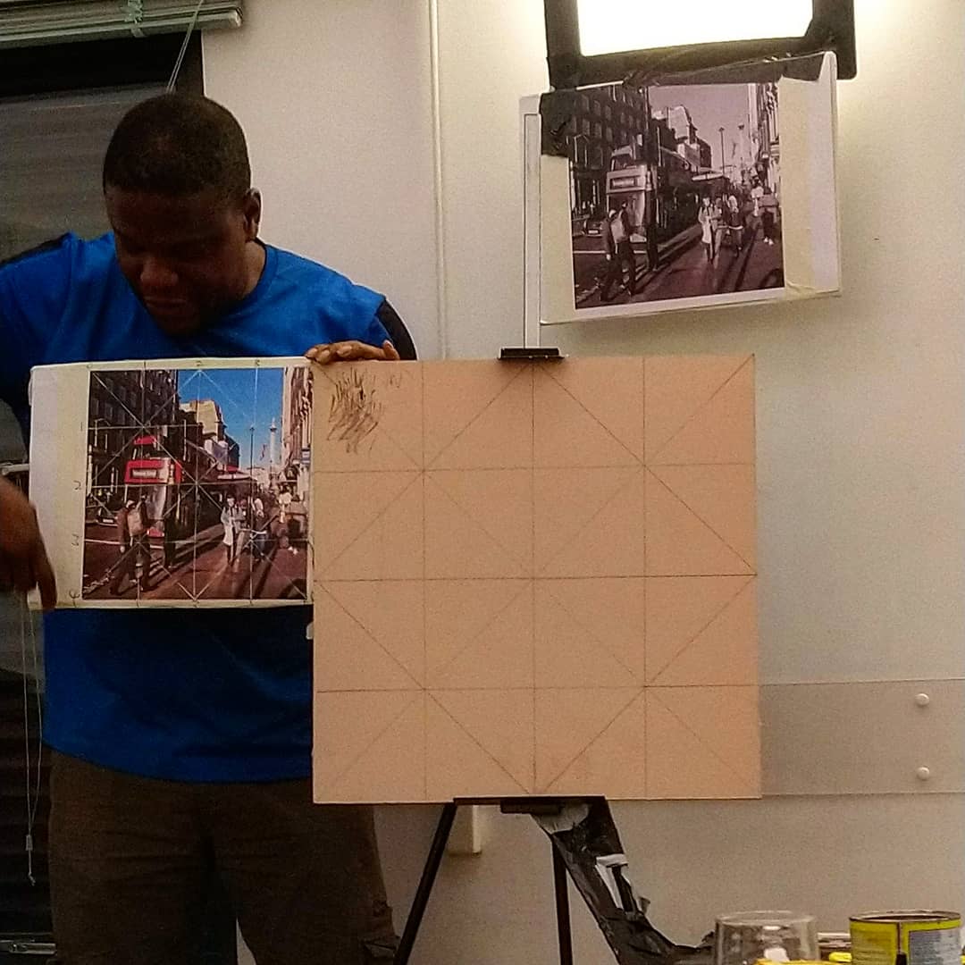 OngarArtSociety's tweet photo. Many thanks to @adebanjisketch for a fab #demo #painting a #London #scene. He also shared with us his wonderful #sketchbooks with us too and encouraged us all to #sketch #addictivesketcher #royalinstituteofoilpainters #artistdemo #painting #inspirational #motivation #sketch https://t.co/RebAWgv5QN